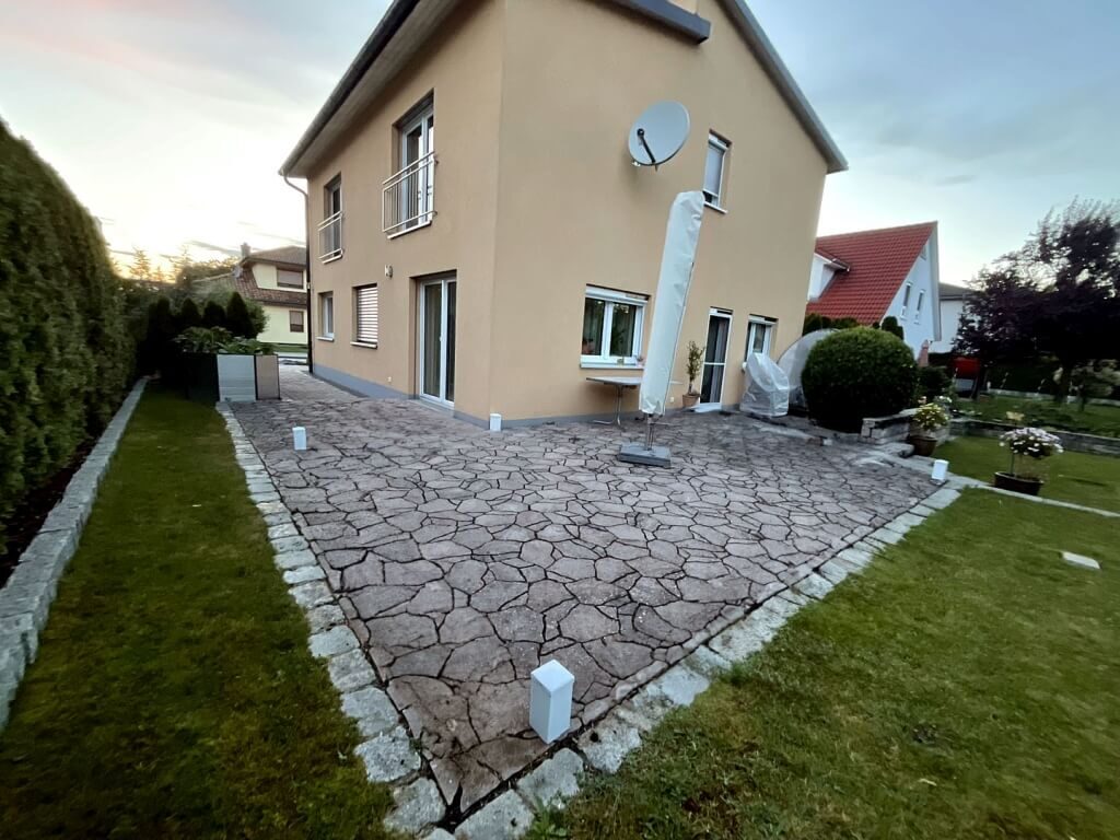 Montage der Terrassenüberdachung aus Polycarbonat in Eisenhüttenstadt