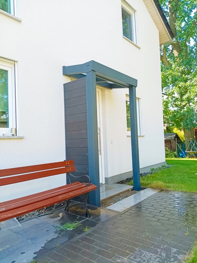 Eingangsüberdachung in Berlin Überdachung für Eingangstür Berlin