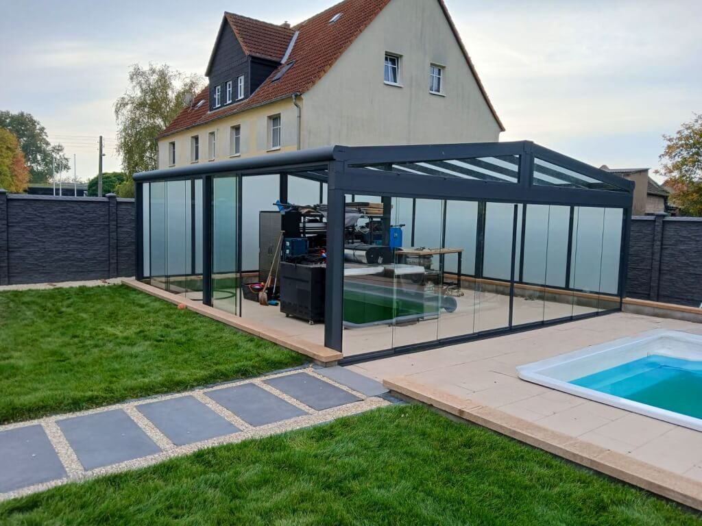 Terrassenüberdachung Egeln-Nord – Installation des Schiebesystems