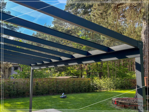 Montage der Terrassen Überdachung in Bestensee