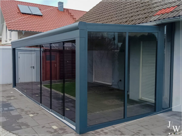 Aluminium-Wintergarten Lübben – langlebig und pflegeleicht Freistehender Wintergarten in Lübben mit Heat-Block-Dach