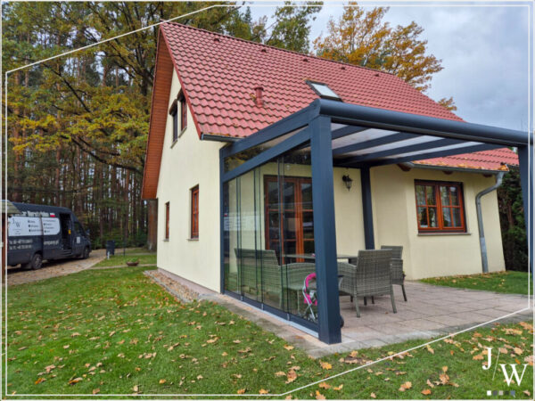 Modulare Terrassenüberdachung mit späterem Ausbau zum Wintergarten